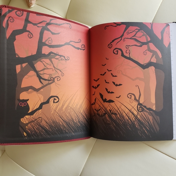 NWT A Novel Journal: The Brothers Grimm - Picture 6 of 10